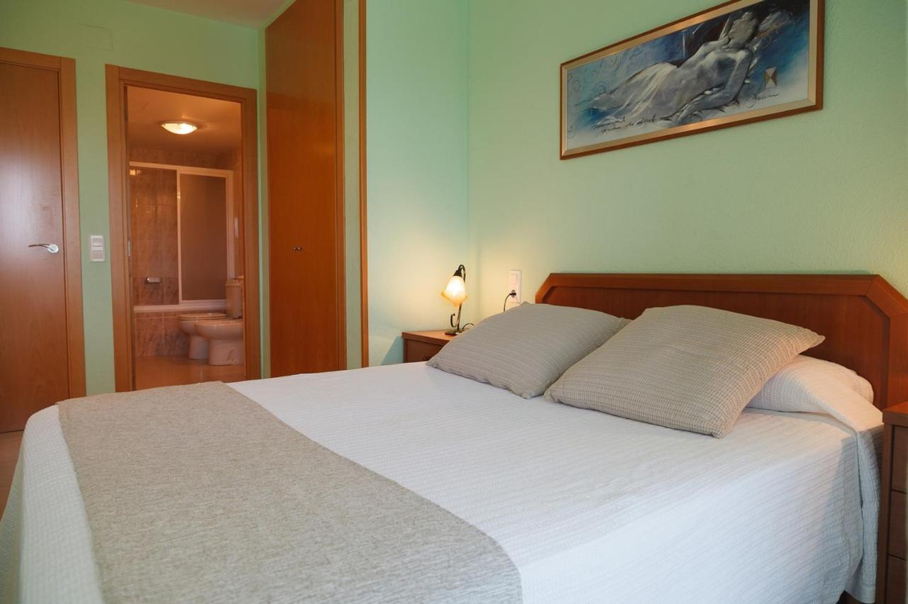 Uhc Village Park Apartments Salou Esterno foto