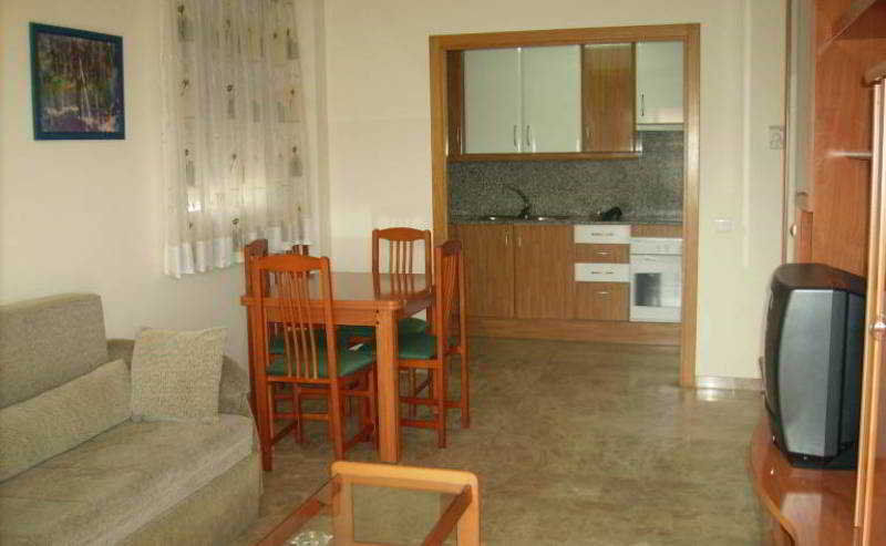 Uhc Village Park Apartments Salou Esterno foto